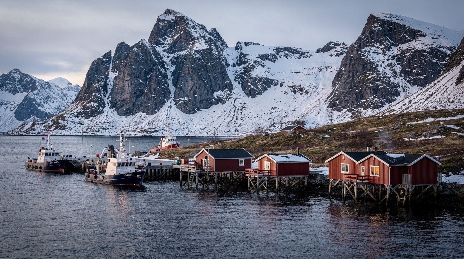 The Ocean Current That Keeps an Arctic Archipelago's Harbors Open