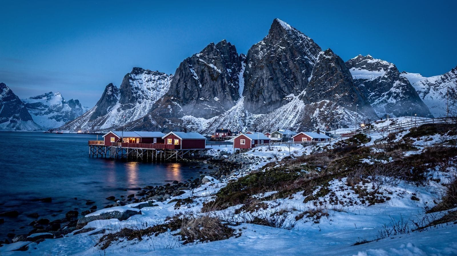 The Polar Night Isn't Black: What December's Blue Hour Actually Looks Like