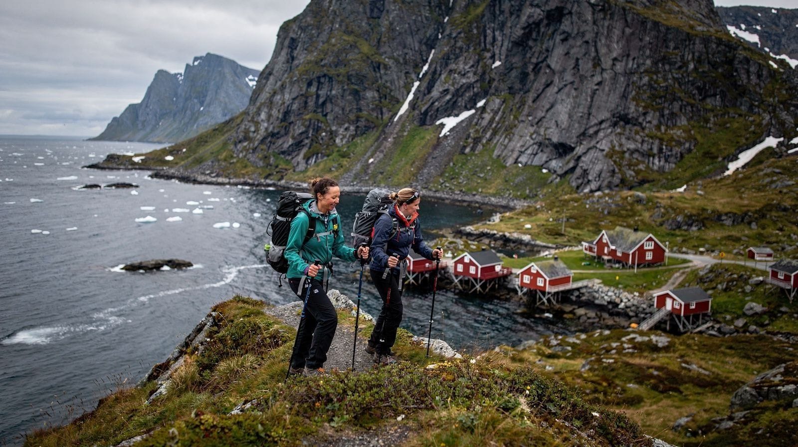 Easy Walks in Lofoten: Short Trails for Rainy Days and Families