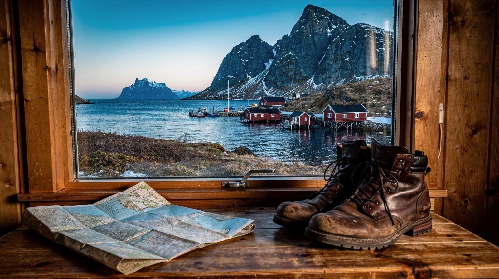 First Time in Lofoten: How Long to Stay, Where to Base, and What Trips People Up