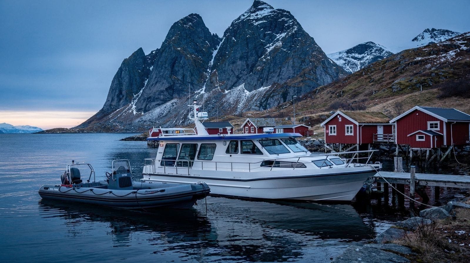 Lofoten or Tromsø: Two Different Arctic Trips