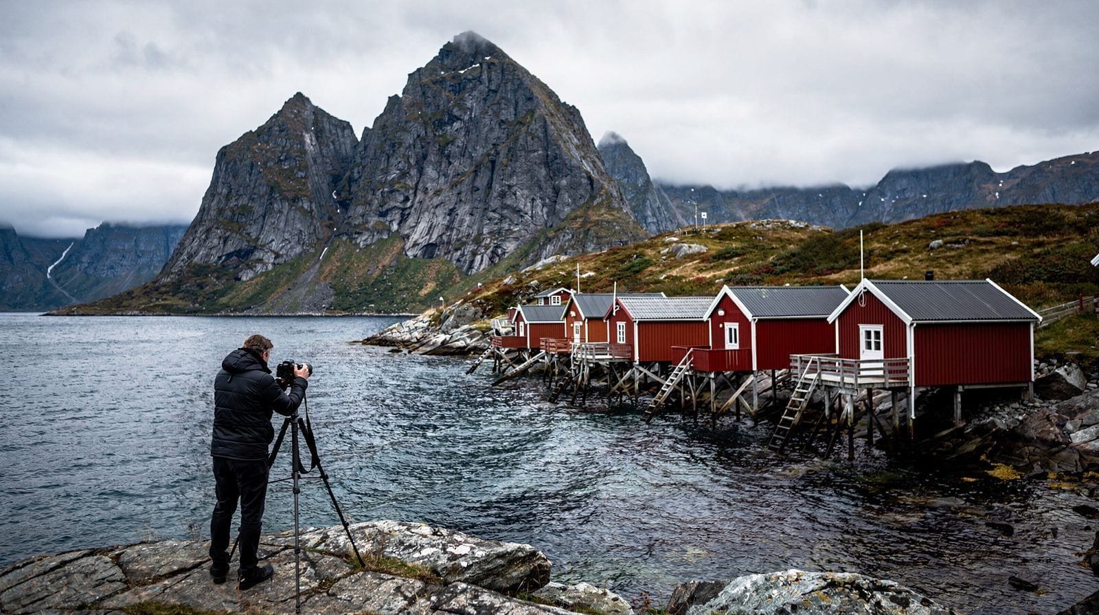 A Photography Guide to Lofoten: Viewpoints, Timing, and Light